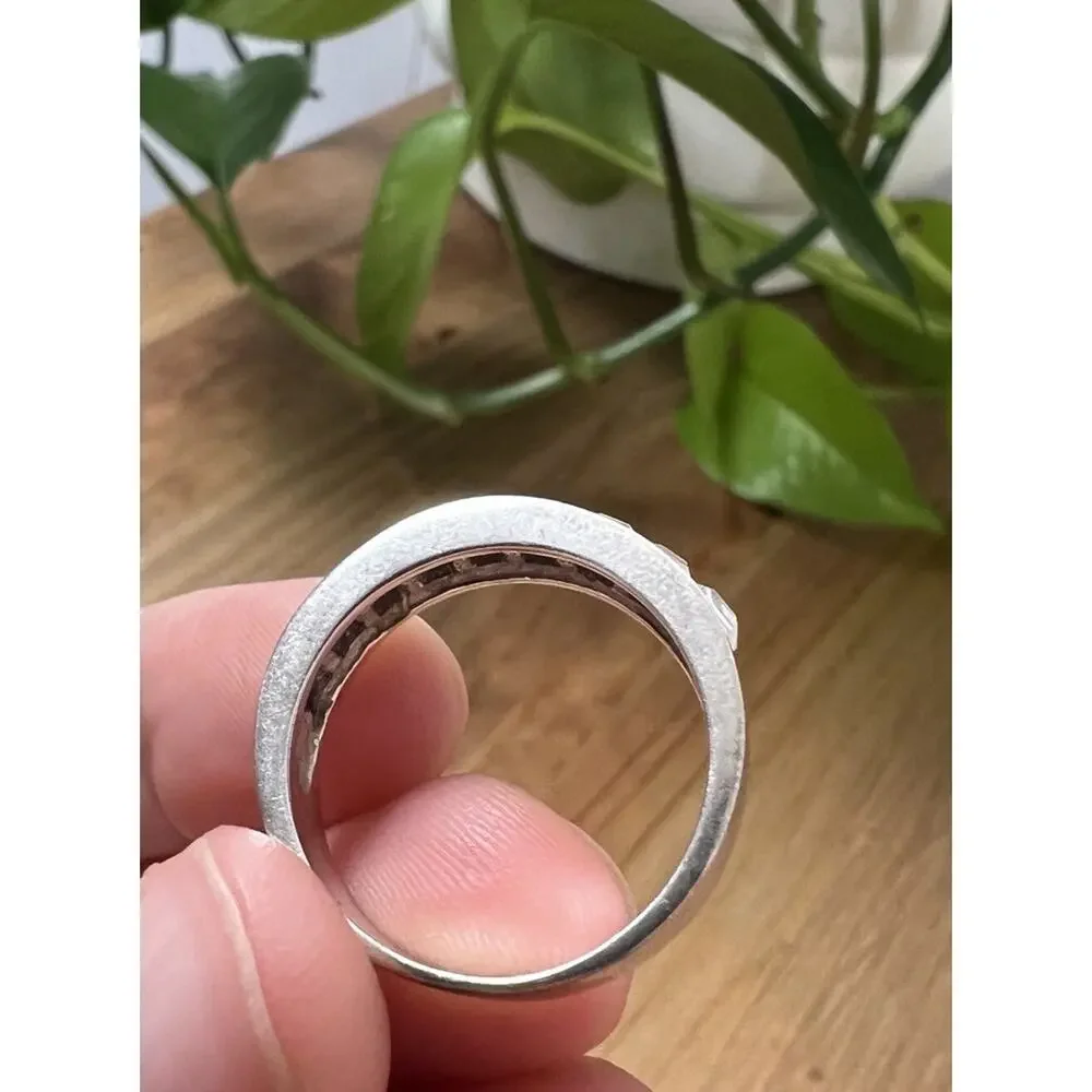 Silver‎ Size 8 Princess Cut Clear Band Eternity Ring Modernist Minimalist